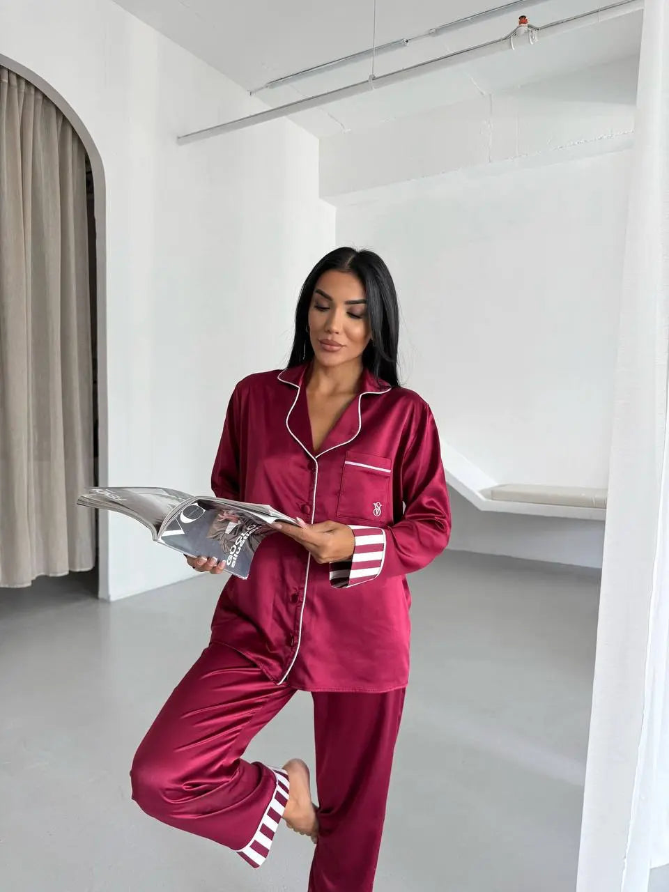 Kadın Bordo Pamuk Saten Pijama Takımı – Zarif ve Rahat Ev Giyim Lessora