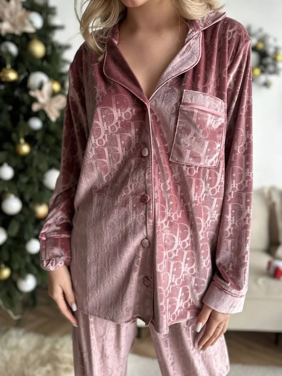 Kadın Keten Pijama Takımı – Doğal, Rahat ve Şık Ev Giyim Lessora