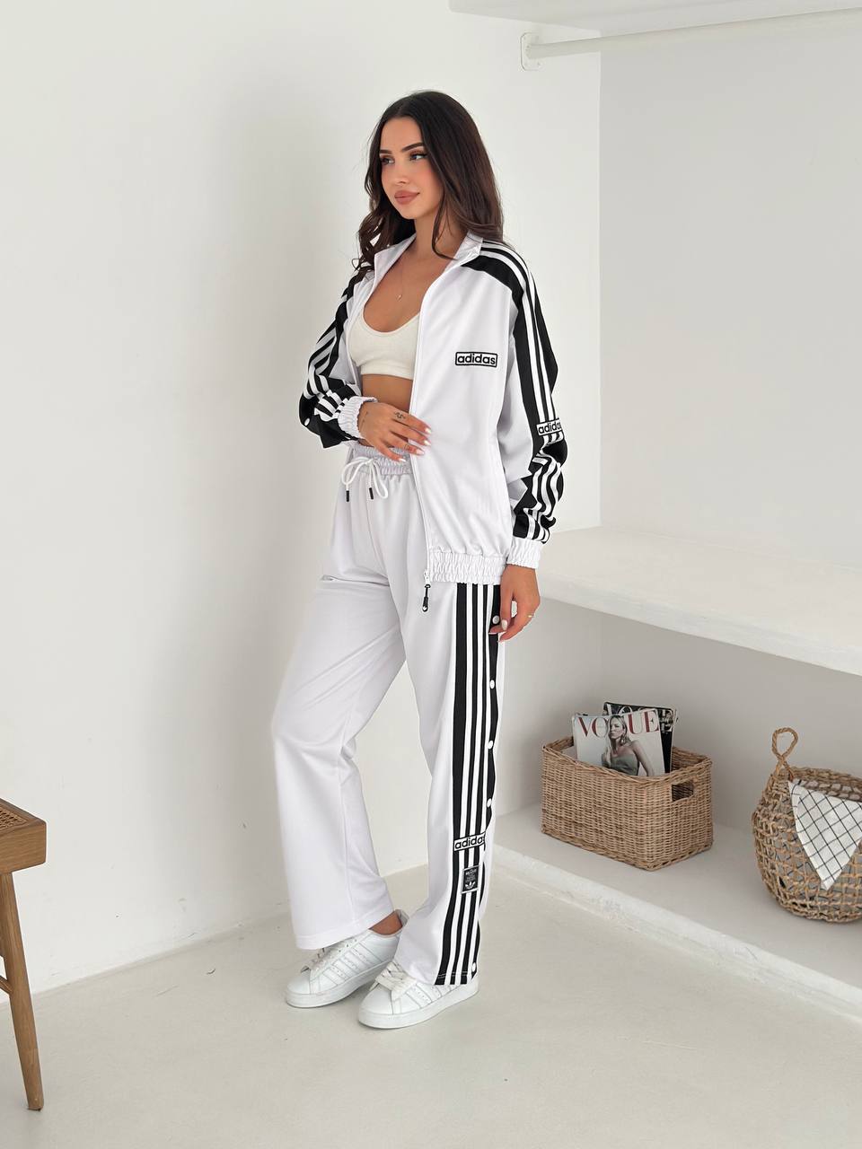 Çıtçıtlı Yan Şeritli Adidas Eşofman Takımı | Lessora Lessora
